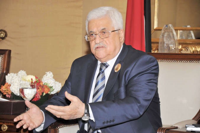 الرئيس الفلسطيني محمود عباس خلال المؤتمر الصحافي 