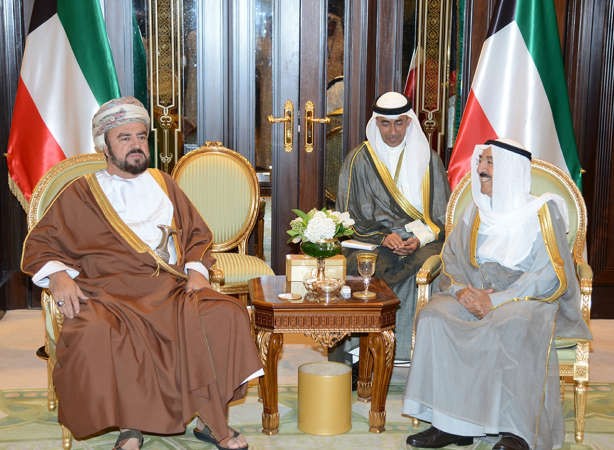 وسموه مستقبلا سمو اسعد بن طارق ال سعيد ممثل سلطان سلطنة عمان