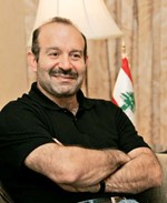 مصطفى علوش