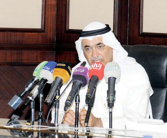 دعبدالمحسن المدعج يلقي كلمة خلال المؤتمر الصحافي﻿
