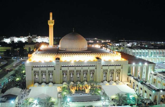 المسجد الكبيريخضع لصيانة شاملة في المرحلتين الثانية والثالثة﻿