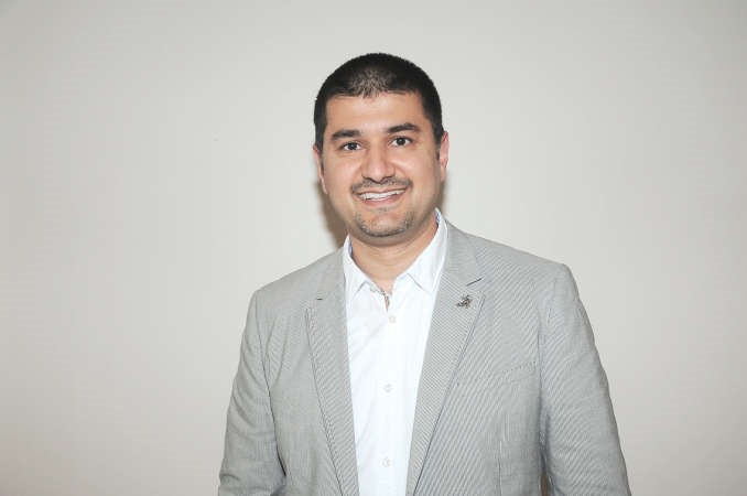 دخالد الخياط﻿