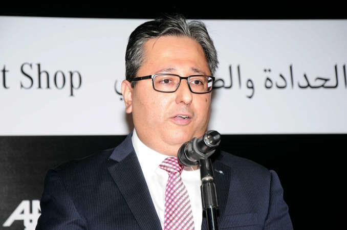 اندرجيت غاندي مرحبا بالضيوف وملقيا كلمته 