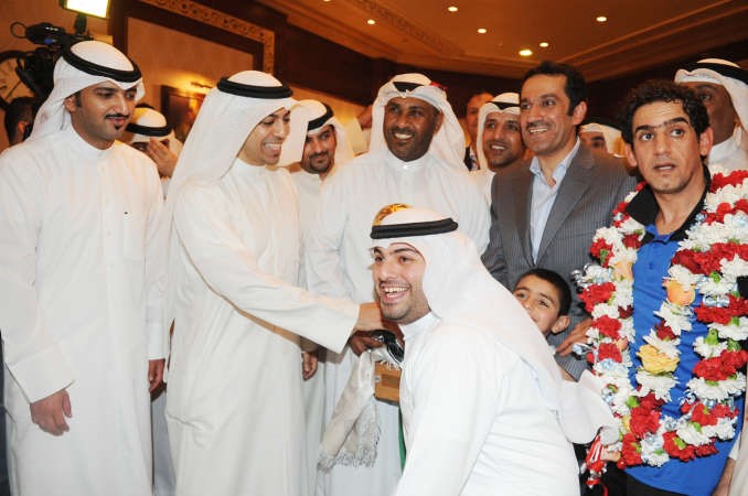 الشحومي والعمران فرحين بالانجاز﻿