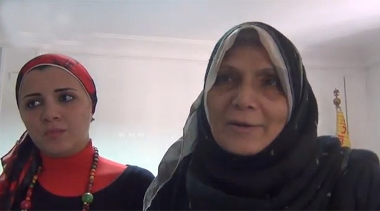 بالفيديو.. مصرية توجه رسالة للسيسي: "أنت مش عارف إنك نور عينيينا ولا إيه"