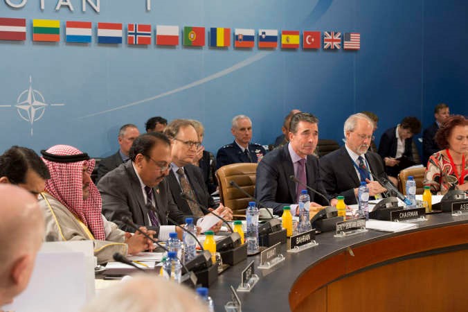 الشيخ ثامرالعلي في اجتماع وزراء خارجية الدول الاعضاء في حلف شمال الاطلسي ناتو 