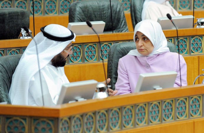 دعلي العمير وهند الصبيح

