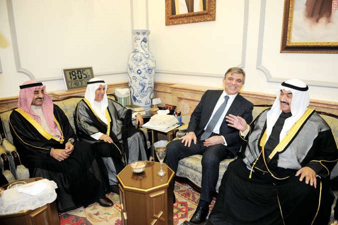 حديث باسم بين سمو الشيخ ناصر المحمد والرئيس التركي وجاسم الخرافي وعلي الغانم
