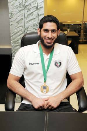 نواف الشمري يريد تحقيق المزيد من الالقاب مع القرين 