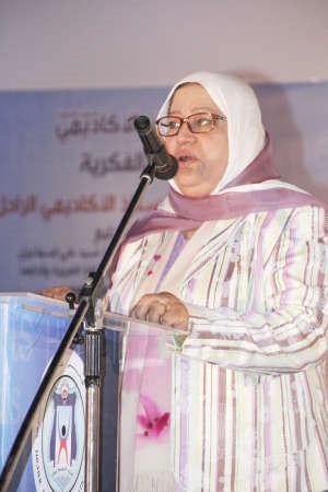كاملة العياد ترثي الراحل احمد عبدالحليم﻿