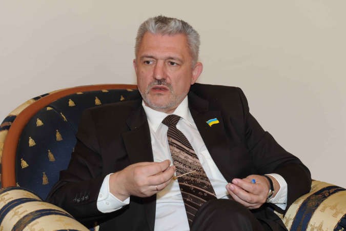 سفير اوكرانيا فولوديمير تولكاش