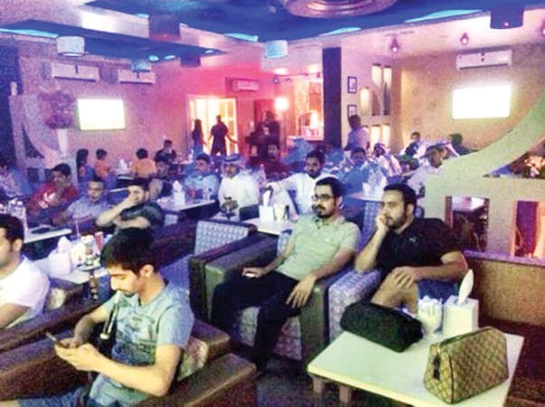 اعضاء الرابطة ومتابعة عن كثب