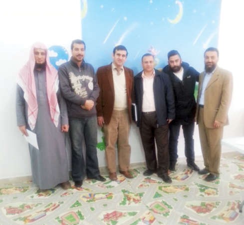 عدد من المشاركين في الورشة﻿
