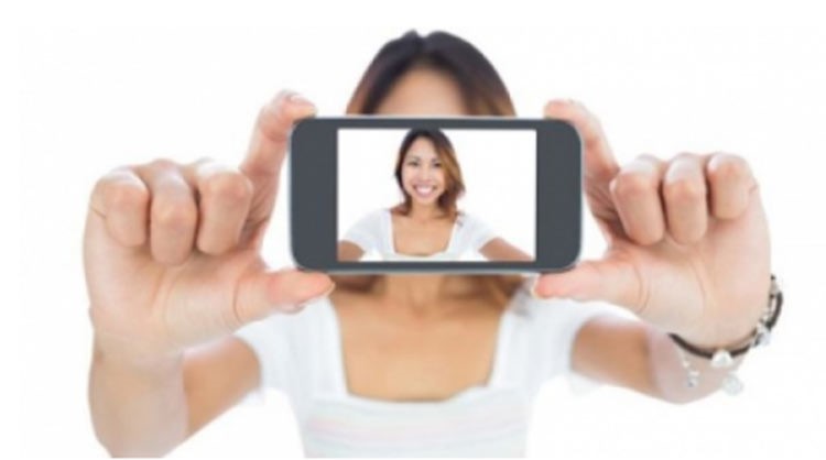 الـ Selfie.. إضطراب عقلي لا علاج له