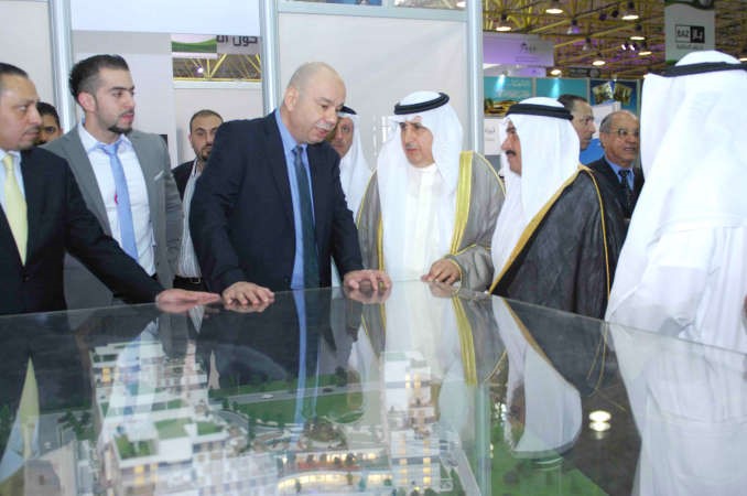 جناح لاحدى الشركات التركية المشاركة في المعرض﻿