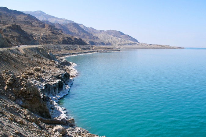 بالصور.. ستة بحار عليك زيارتها قبل أن تختفي! 