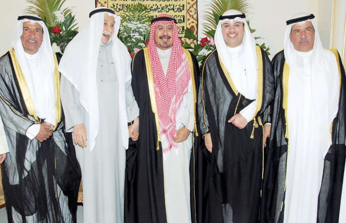 الشيخ دمحمد الصباح ودخالد المذكور يباركان
