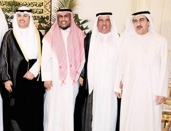 عبدالعزيز الابراهيم مهنئا