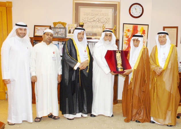 دعبدالمحسن الجارالله مكرما وفد الاشراف العبادلة﻿