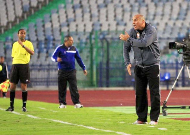 ادارة الاهلي سارعت لتجديد الثقة بالمدير الفني محمد يوسف﻿