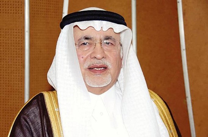 وزير الثقافة والاعلام السعودي عبدالعزيز خوجة