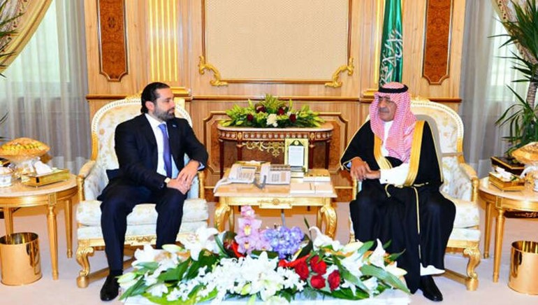 صاحب السمو الملكي الامير مقرن بن عبدالعزيز ولي ولي العهد النائب الثاني لرئيس مجلس الوزراء مستقبلا الرئيس سعد الحريري﻿