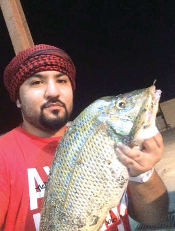 ناصر العماني مع شعري الجنوب