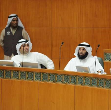 دنايف العجمي وياسر ابل هاني الشمري