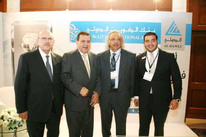 من اليمين نواف ناجيا والشيخ محمد الجراح وزياد فريز ومحمد بركات ﻿