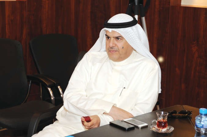 صبيح العدواني مدير مكتب النائب عبدالله العدواني اثناء اللقاء