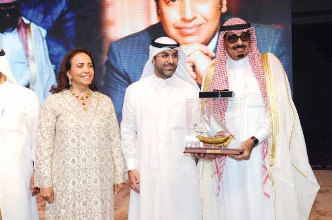 عبدالعزيز بن محمد العريفي ومبارك سعود البشارة وفوزية مبارك الحساوي