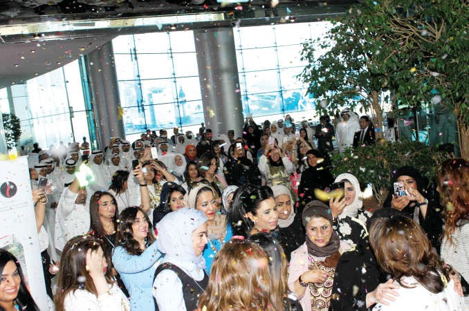 جمع كبير من موظفي مؤسسة البترول احتفالا بعودة القياديين 	هاني عبدالله﻿