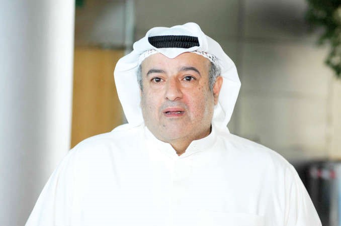 ناصر المضف لم يتمالك نفسه بفرحة العودة فذرف دموع الفرح
﻿