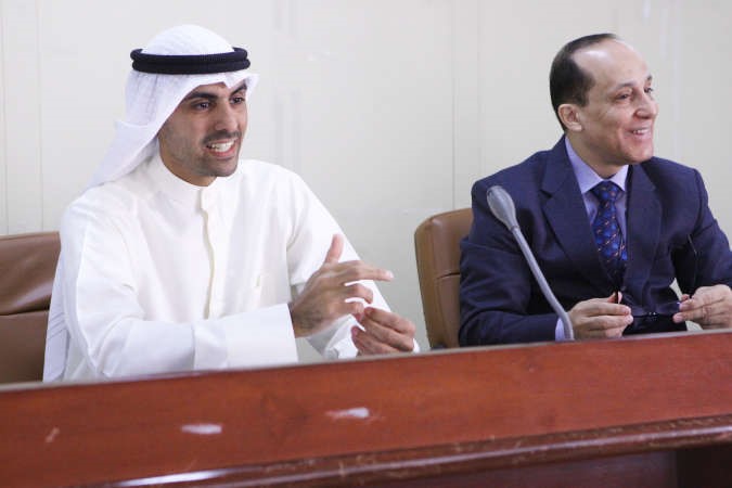 بدر ناصر الخرافي متحدثا خلال عمومية الخليج للكابلات	محمد هاشم﻿