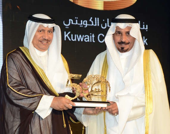 تكريم محمد النومس