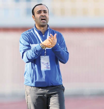 عادل عقلة