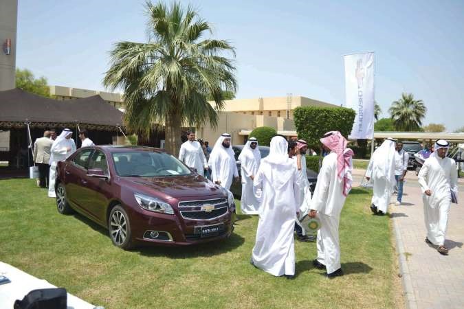 شفروليه الغانم تشارك في اليوم المفتوح لـ «التطبيقي»