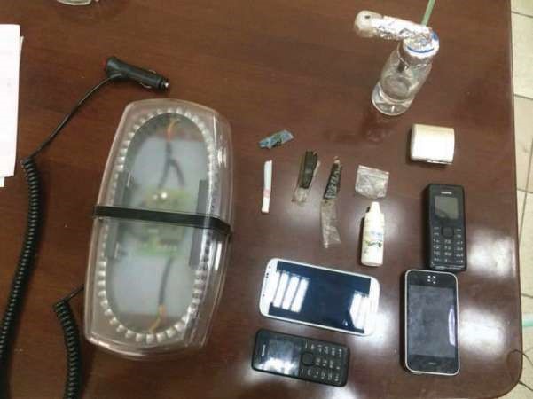 المخدرات المضبوطة في مركبة العسكري ومرافقه