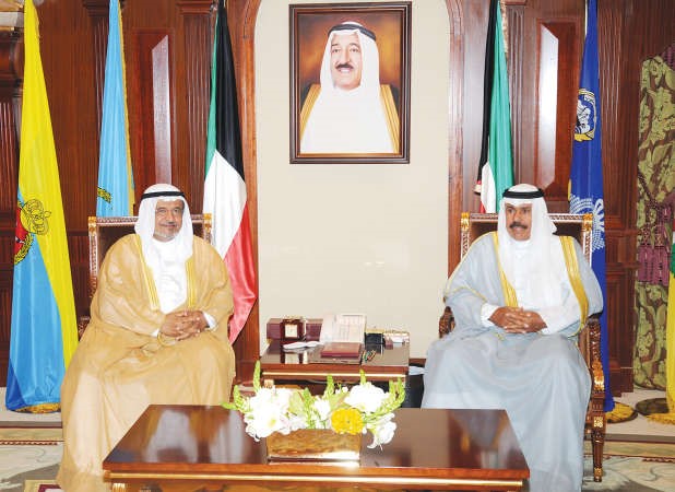 سمو ولي العهد الشيخ نواف الاحمد مستقبلا احمد الكليب﻿