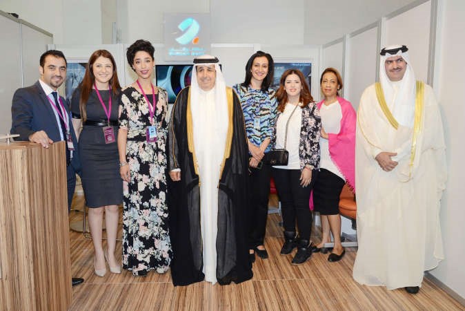 الخالدي في جناح البنك بالمعرض
