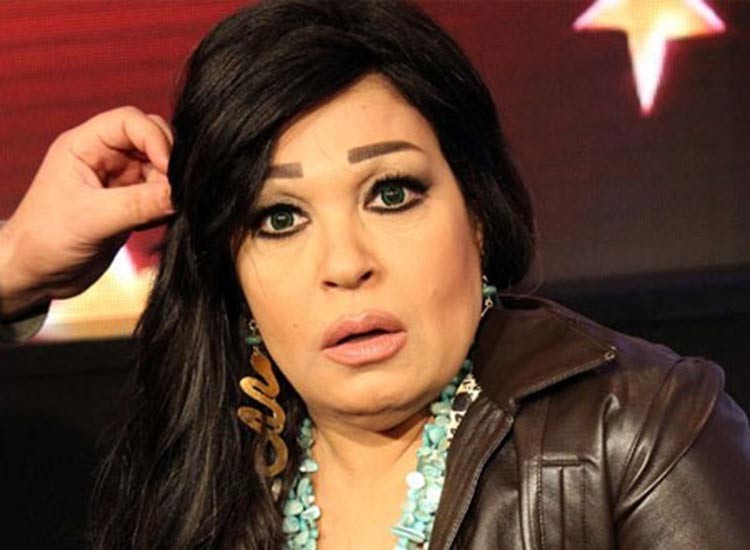 بالفيديو والصور.. فيفي عبده تتباهى بشقتها المطلة على النيل 