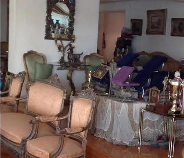 بالفيديو والصور.. فيفي عبده تتباهى بشقتها المطلة على النيل 