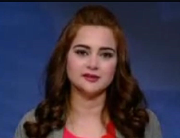 بالفيديو.. عكاشة يهين مذيعة قناته بشكل فج وينهي برنامجها على الهواء 
