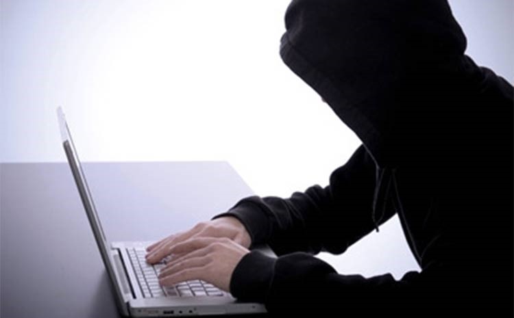 الإنتربول تكشف شبكة دولية لـ «الابتزاز الجنسي» تنطلق من الفلبين