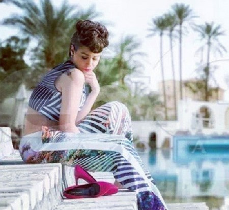 منة شلبي أكثر إثارة بإطلالة جديدة..