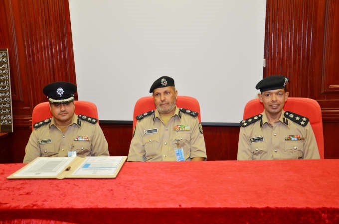 اللواء العمر والعميد الحشاش في المؤتمر الصحافي 