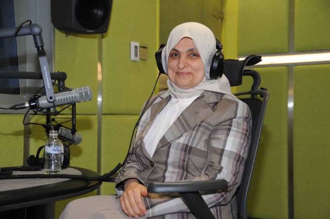 الوزيرة هند الصبيح خلال مشاركتها في البرنامج 	هاني الشمري﻿