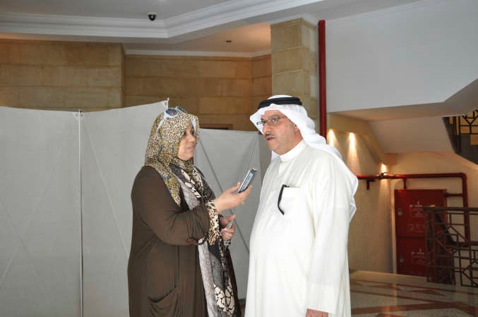 طارق الخالد متحدثا للزميلة هناء السيد ﻿