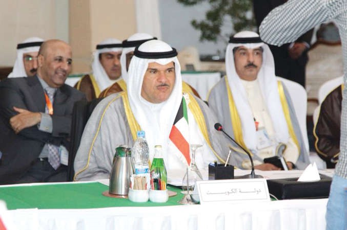 وزير الاعلام ووزير الدولة لشؤون الشباب الشيخ سلمان الحمود في اجتماع المكتب التنفيذي لمجلس وزراء الشباب والرياضة العرب 