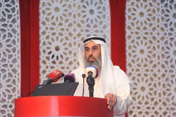 د عثمان الحجي ملقيا كلمة الهيئة